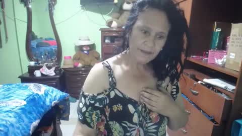 Snapshot of jazmin_rios chatting on February 28, 2025, 11:47 am jazmim online show from February 28, 2025, 11:47 am