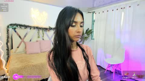 Jazmin  online show from January 4, 2025, 7:13 pm