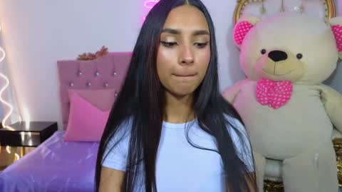 Jazmin  online show from January 25, 2025, 7:28 pm