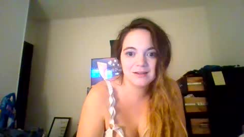 Snapshot of jazzyrae97 chatting on December 20, 2024, 5:04 am Jazzyrae online show from December 20, 2024, 5:04 am