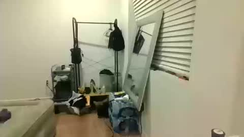 Jazzystelo online show from October 10, 2025, 6:23 am