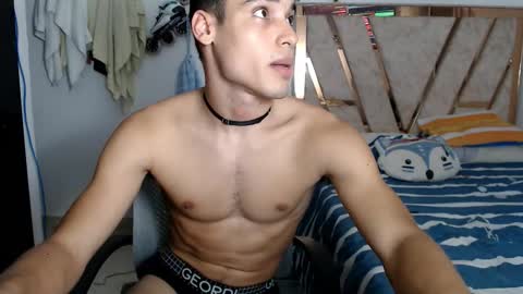 Lin online show from February 12, 2026, 11:22 pm