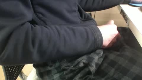 jc200000 online show from February 12, 2025, 6:19 pm