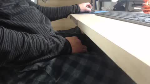 jc200000 online show from November 21, 2025, 9:24 pm