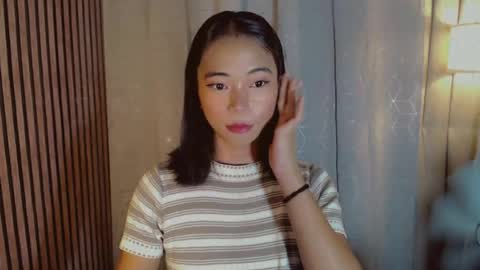 vivian online show from August 7, 2026, 3:41 am