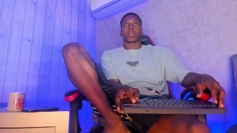 Snapshot of jd_thebaby chatting on October 15, 2025, 12:49 pm jd thebaby online show from October 15, 2025, 12:49 pm