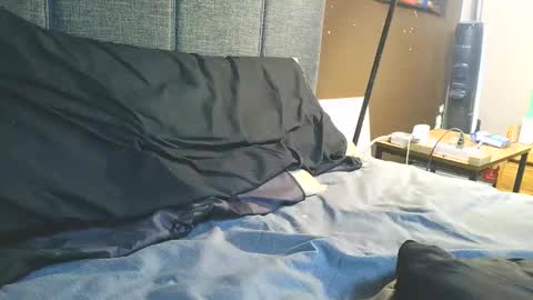 Snapshot of jdog00133 chatting on November 5, 2025, 5:24 pm jdog00133 online show from November 5, 2025, 5:24 pm