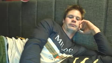 Snapshot of jdog00133 chatting on November 7, 2025, 10:26 am jdog00133 online show from November 7, 2025, 10:26 am