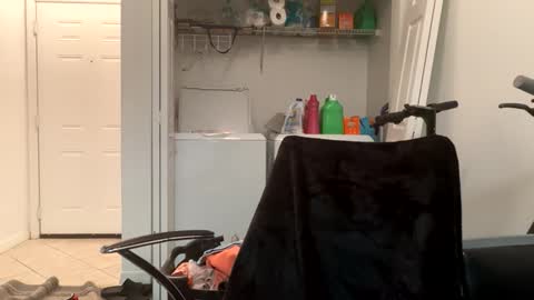 Snapshot of jdx00 chatting on November 28, 2025, 4:37 am jdx00 online show from November 28, 2025, 4:37 am