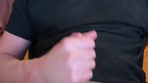 Snapshot of jeaboi chatting on December 17, 2024, 5:15 pm jeaboi online show from December 17, 2024, 5:15 pm