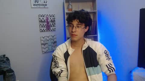 Snapshot of jeam_hot chatting on January 12, 2025, 1:42 am jeam_hot online show from January 12, 2025, 1:42 am