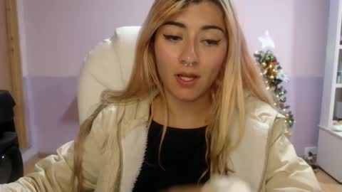 Jean online show from December 9, 2024, 11:45 pm