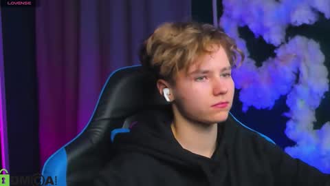 jean_wilsons online show from October 23, 2025, 11:09 am