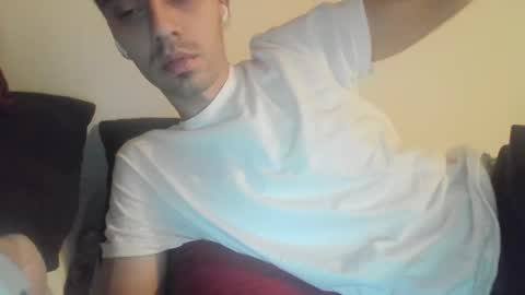 Snapshot of jeanpierbello7 chatting on February 4, 2025, 1:13 am jean pier bello Silva online show from February 4, 2025, 1:13 am