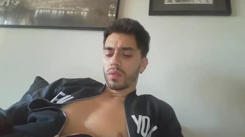 Snapshot of jeanpierbello7 chatting on March 10, 2025, 2:26 pm jean pier bello Silva online show from March 10, 2025, 2:26 pm