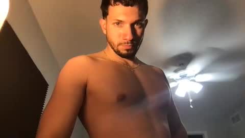 jeanwhitebianco online show from November 18, 2025, 10:36 pm