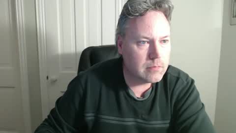 JE online show from February 5, 2025, 5:41 am