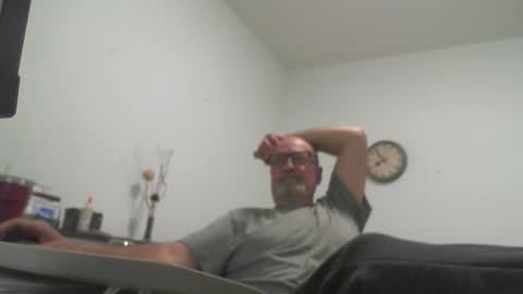 jedd82 online show from February 28, 2026, 4:02 am