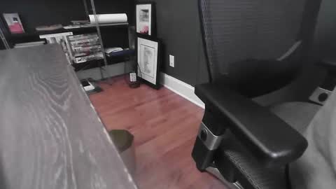 jedge4404 online show from October 15, 2025, 2:39 pm