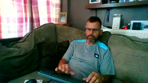 Snapshot of jediknight2 chatting on August 1, 2026, 11:31 am Matt online show from August 1, 2026, 11:31 am