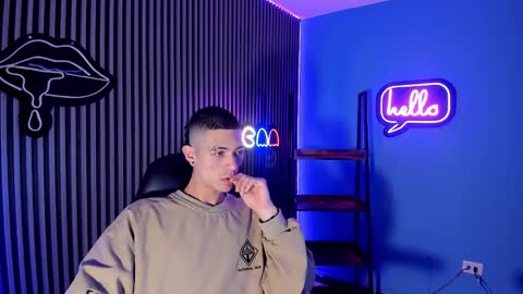 Snapshot of jefer_rick chatting on February 19, 2025, 3:06 am Jeff online show from February 19, 2025, 3:06 am