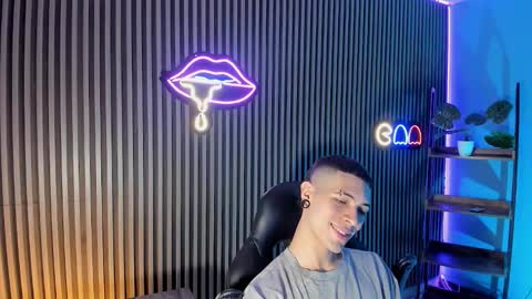 Snapshot of jefer_rick chatting on October 23, 2025, 1:32 pm Jeff online show from October 23, 2025, 1:32 pm