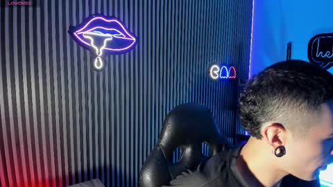 Snapshot of jefer_rick chatting on November 27, 2025, 12:29 pm Jeff online show from November 27, 2025, 12:29 pm