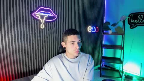 Snapshot of jefer_rick chatting on December 16, 2025, 12:32 pm Jeff online show from December 16, 2025, 12:32 pm