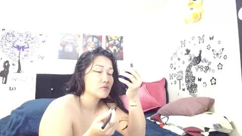 Snapshot of jeff_and_jade chatting on February 6, 2025, 11:10 am jeff and jade online show from February 6, 2025, 11:10 am