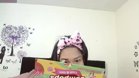 Snapshot of jeff_and_jade chatting on September 13, 2025, 1:00 pm jeff and jade online show from September 13, 2025, 1:00 pm