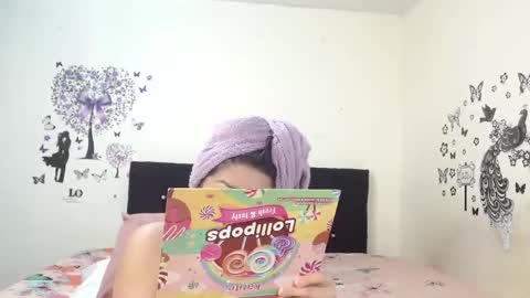 Snapshot of jeff_and_jade chatting on September 18, 2025, 12:18 pm jeff and jade online show from September 18, 2025, 12:18 pm