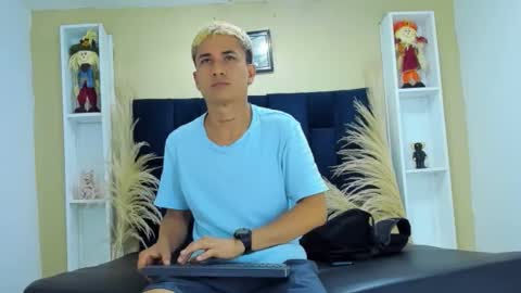 jeic 18 online show from November 5, 2025, 7:25 pm