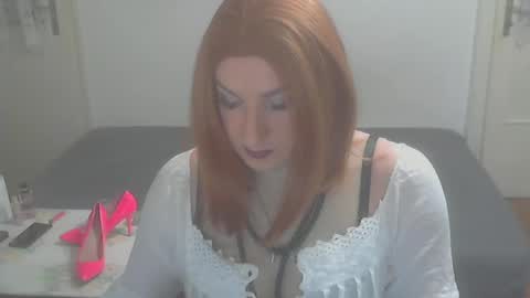 Snapshot of jellena87 chatting on December 6, 2024, 6:06 pm Jellena online show from December 6, 2024, 6:06 pm