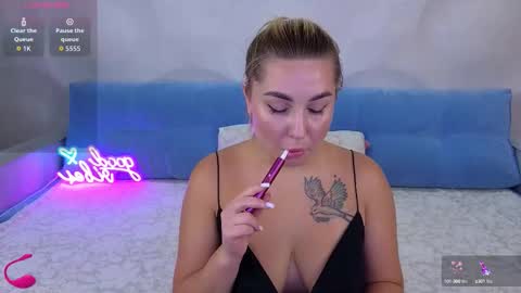 Alice online show from September 22, 2025, 1:02 pm