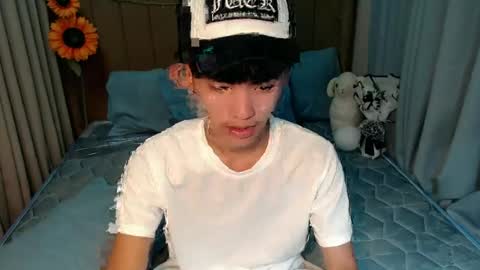 jemart_urnaughtboy online show from July 8, 2026, 12:42 pm