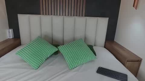 Jena  online show from February 8, 2026, 11:46 am