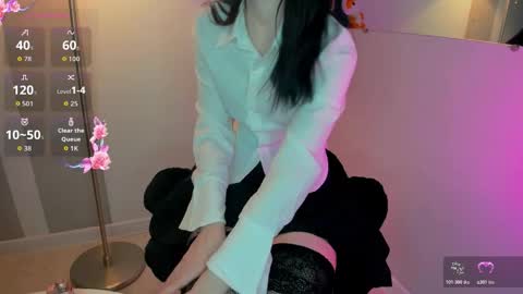 Snapshot of jenayorteg chatting on November 7, 2025, 6:46 am Molly online show from November 7, 2025, 6:46 am