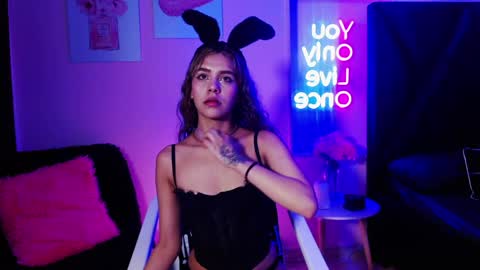 jeni_fire online show from May 26, 2026, 1:07 pm