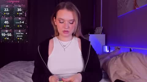 jenice_loveit online show from November 23, 2025, 7:35 pm