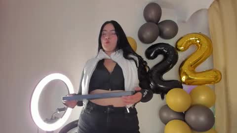 Snapshot of jeniferpowell_nm chatting on October 4, 2025, 10:52 pm jeniferpowell_nm online show from October 4, 2025, 10:52 pm