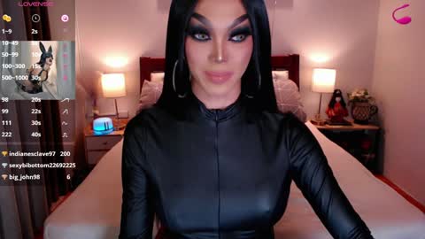 Queen Jenifer online show from January 26, 2025, 11:08 pm