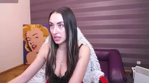 Kira online show from February 25, 2026, 8:02 am