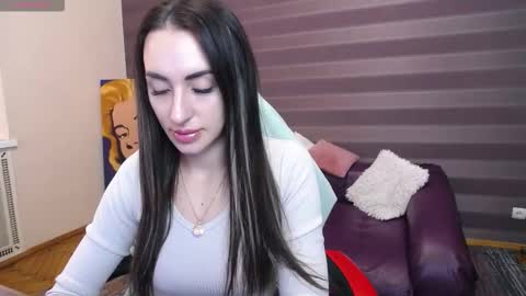 Kira online show from March 16, 2026, 8:29 am