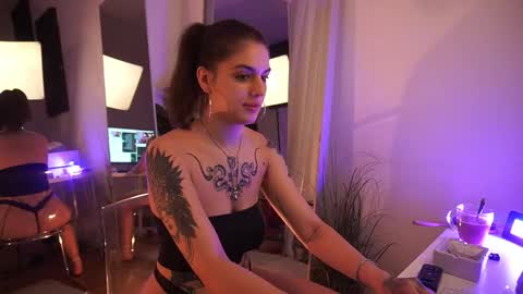 Snapshot of jeniffer_foxx chatting on September 9, 2025, 5:18 am jeniffer_foxx online show from September 9, 2025, 5:18 am