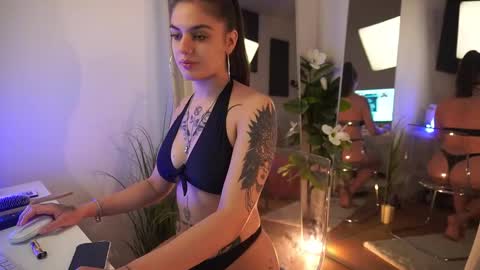 Snapshot of jeniffer_foxx chatting on September 19, 2025, 4:47 am jeniffer_foxx online show from September 19, 2025, 4:47 am