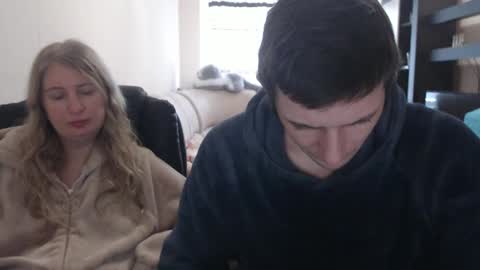 JenisAndPeter online show from February 21, 2025, 10:07 am