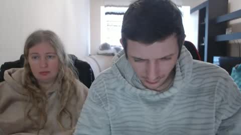 JenisAndPeter online show from February 26, 2025, 10:15 am