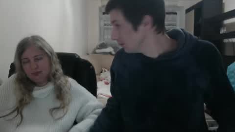 JenisAndPeter online show from February 27, 2025, 8:42 pm