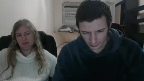 JenisAndPeter online show from March 3, 2025, 4:14 pm