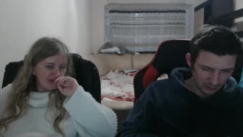 JenisAndPeter online show from March 7, 2025, 8:11 pm